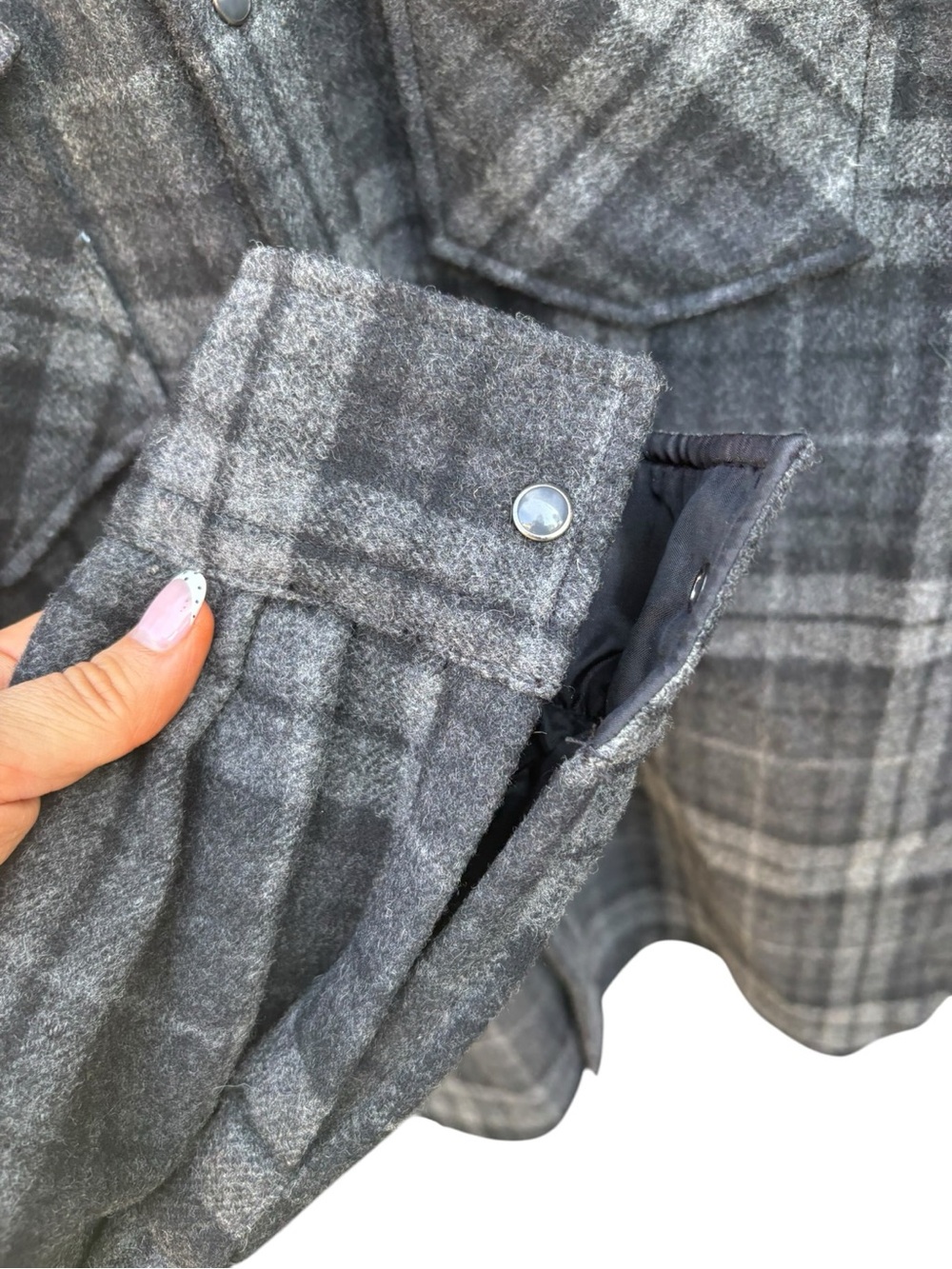 Stussy Men's Wool Blend Gray Plaid Button-Up Shirt Jacket - Picture 3 of 11